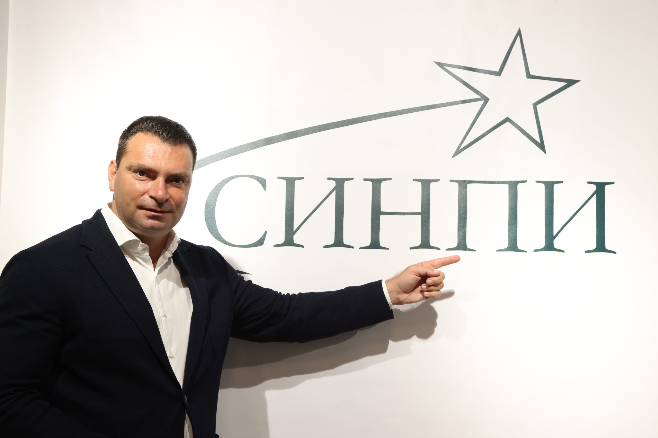 Калоян Паргов пред в-к „Стандарт“: Обявяваме мисия 9 милиона българи