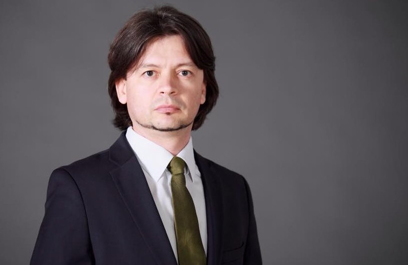 Иван Велков пред БНР: Нашият най-голям проблем не е корупцията, а посредствеността