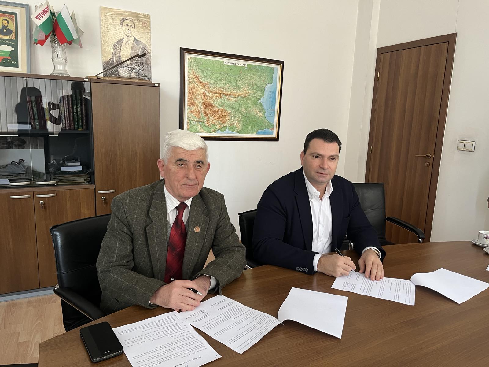 <strong>СИНПИ ще си сътрудничи със запасното войнство</strong>