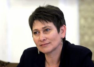 Даниела Везиева пред Фокус: Докато търсим варианти за оцеляване, няма как да вървим напред