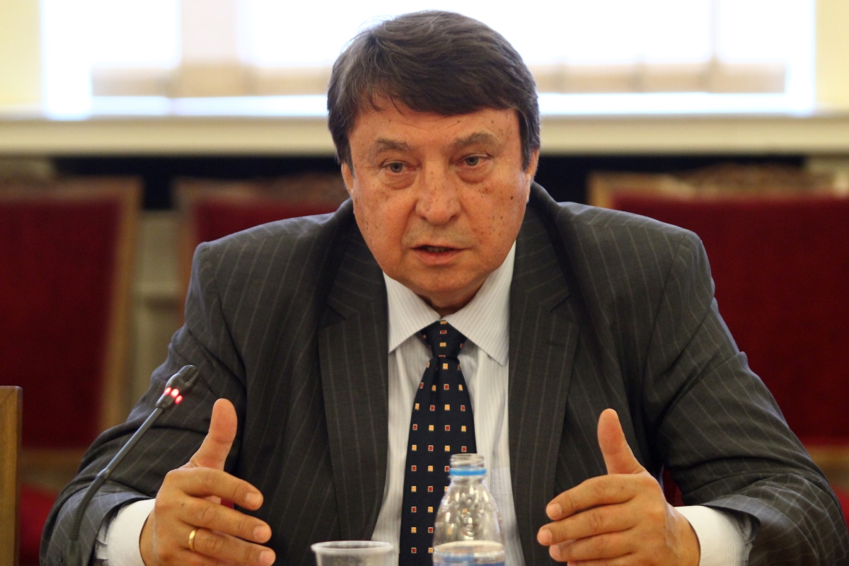 ЧЕТИ, МИСЛИ И ТОГАВА ДЕЙСТВАЙ